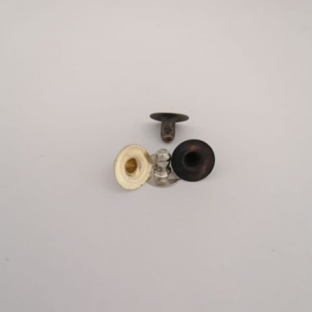 Szegecs nagytalp    6  mm
