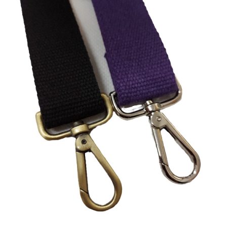 Karabiner 40 MM , nagyfejű egyenes , selyem antik
