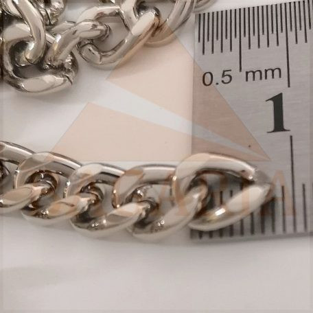Lánc , vasalapú , 11 mm x 8 mm nikkel