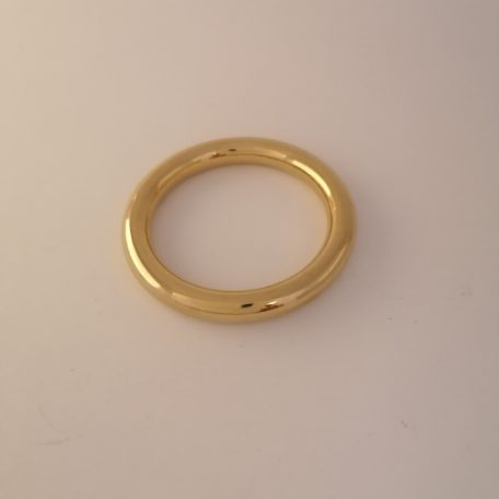 30 MM X 6 MM  karika  , arany szinü 