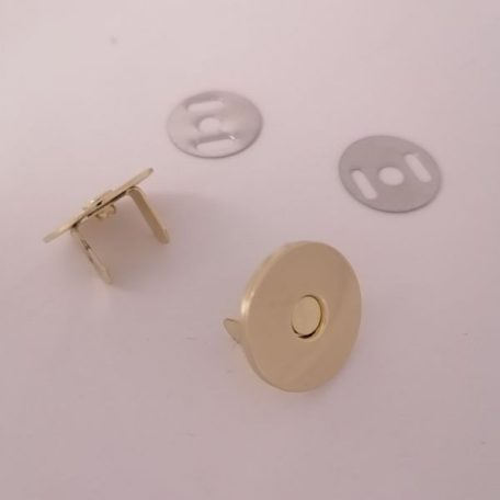 Mágneszár , kerek , lapos , arany  18 mm