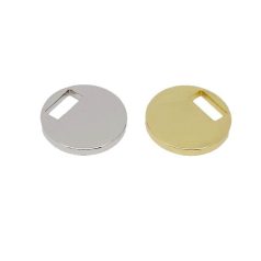 Plakett  ,lapos , kerek , arany  , 30 mm