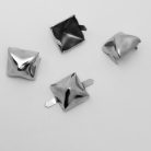 Piramis rocker szegecs , nikkel , 16 mm X 16 mm  X 10 mm magas