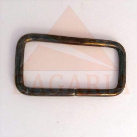 30 MM x 13 x 2,5 Bújtató vagy fogótartó , drót , nyitott ,szögletes 