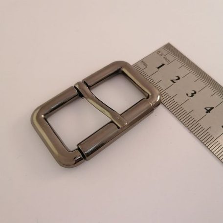 40 MM zamak pergős csat , fekete nikkel